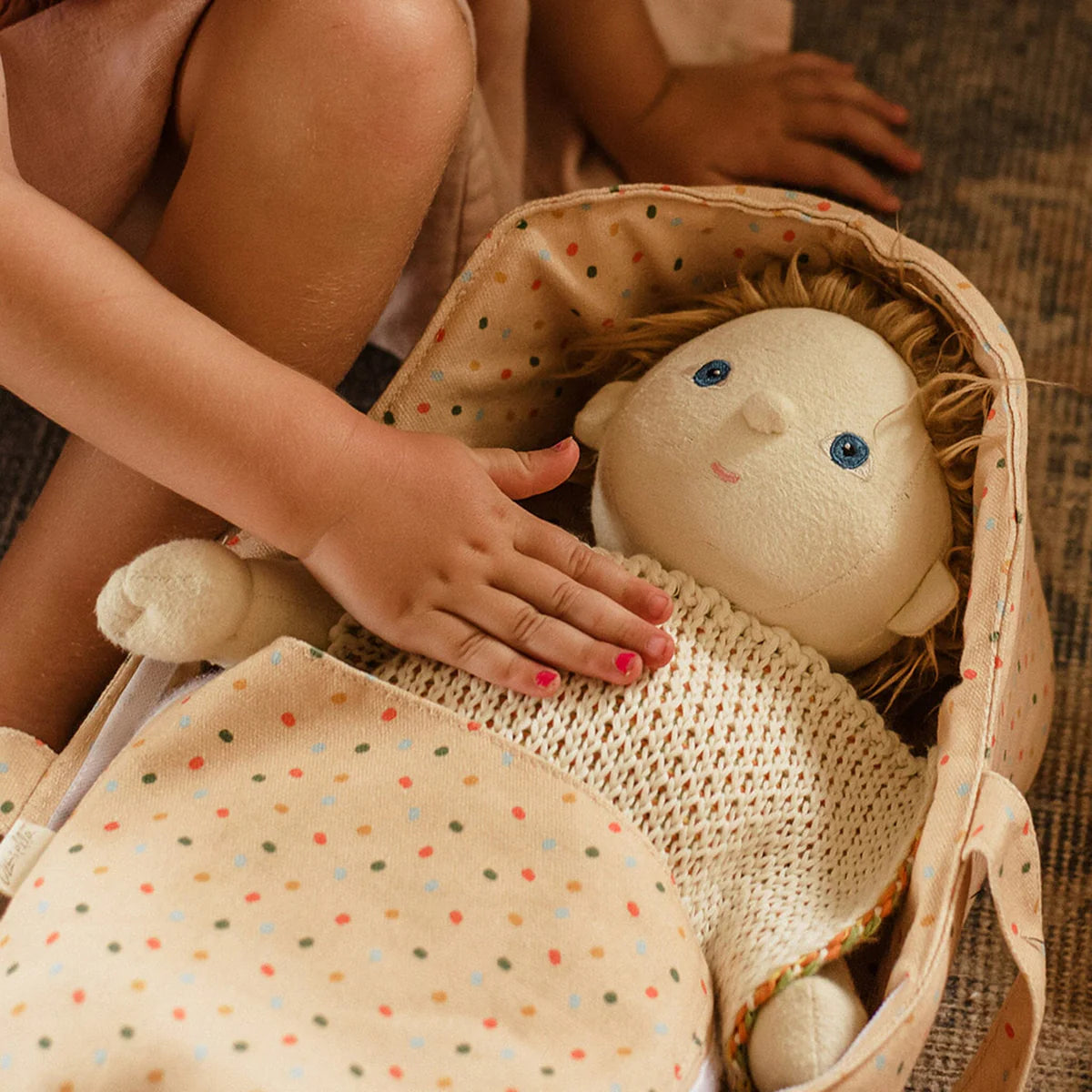 Dinkum Dolls Carry Cot - Gumdrop