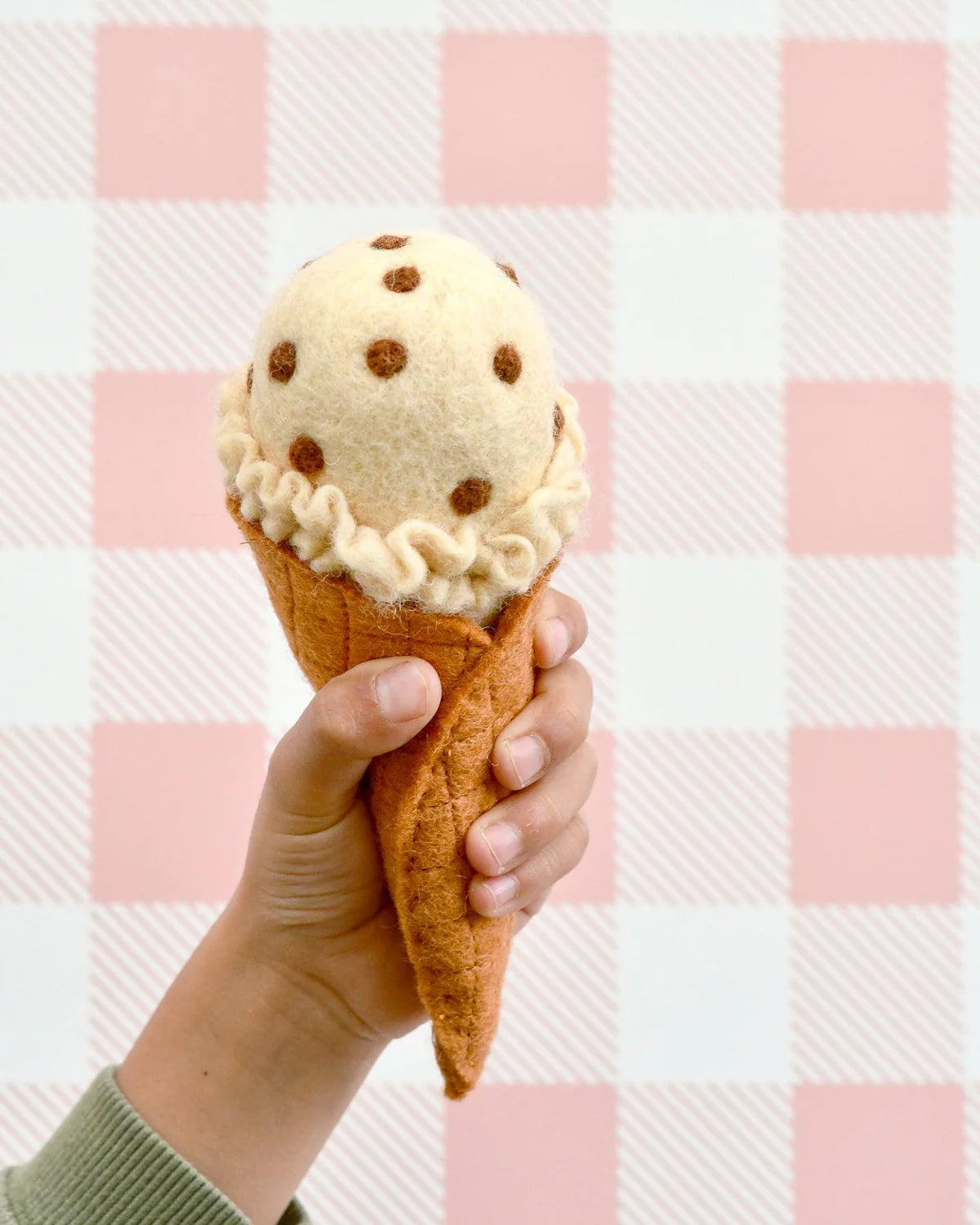 Felt Ice Cream Scoop Set - Waffle Cones and 9 Ice Cream Scoops