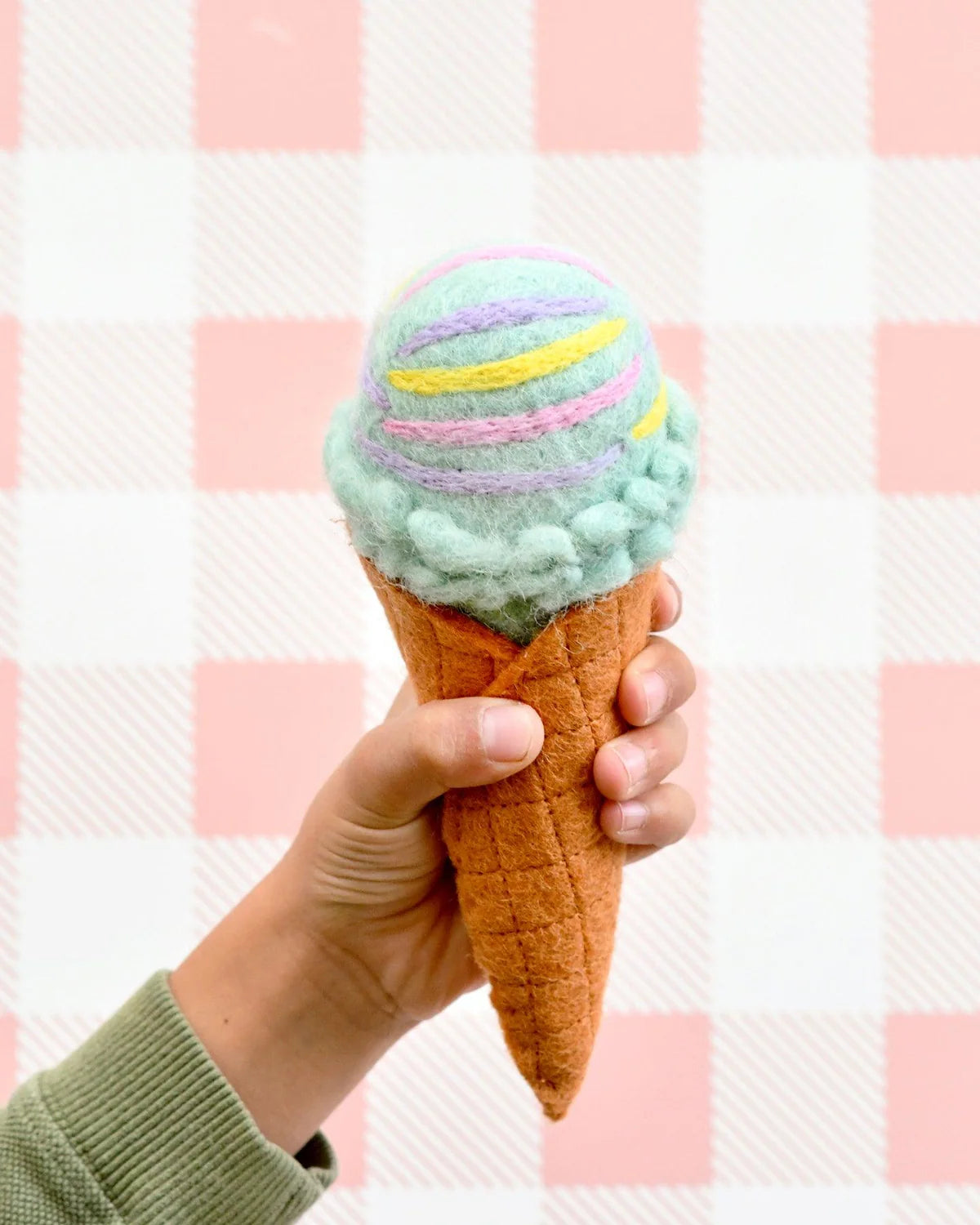 Felt Ice Cream Scoop Set - Waffle Cones and 9 Ice Cream Scoops