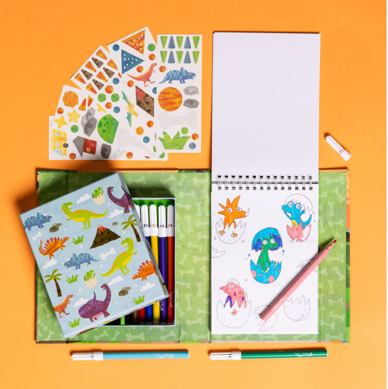 Colouring Set - Dinosuars