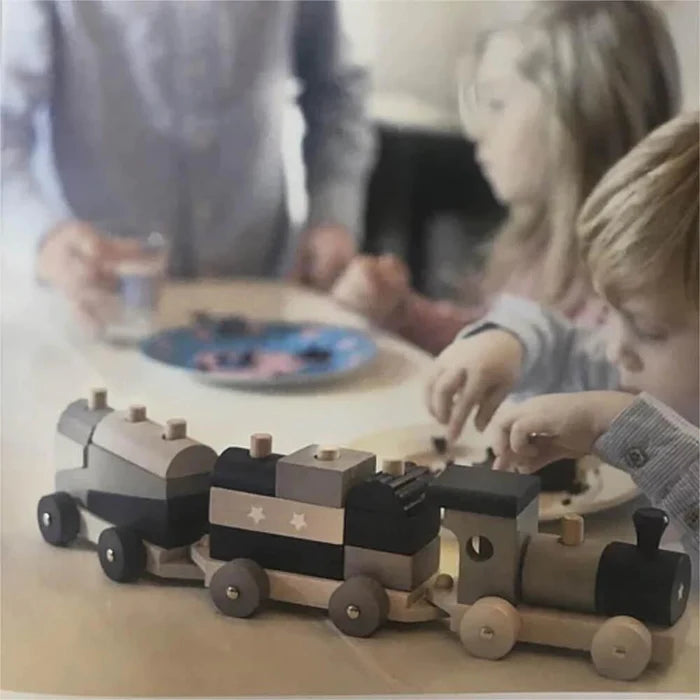 Sorting Train Blocks - Pastel