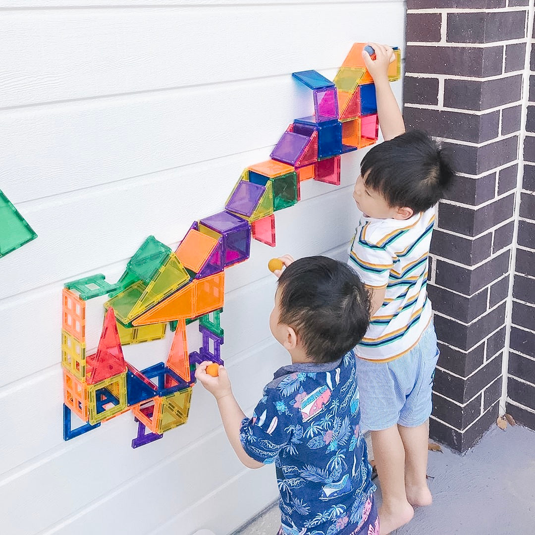 102 Piece Rainbow Creative Pack - Connetix Tiles