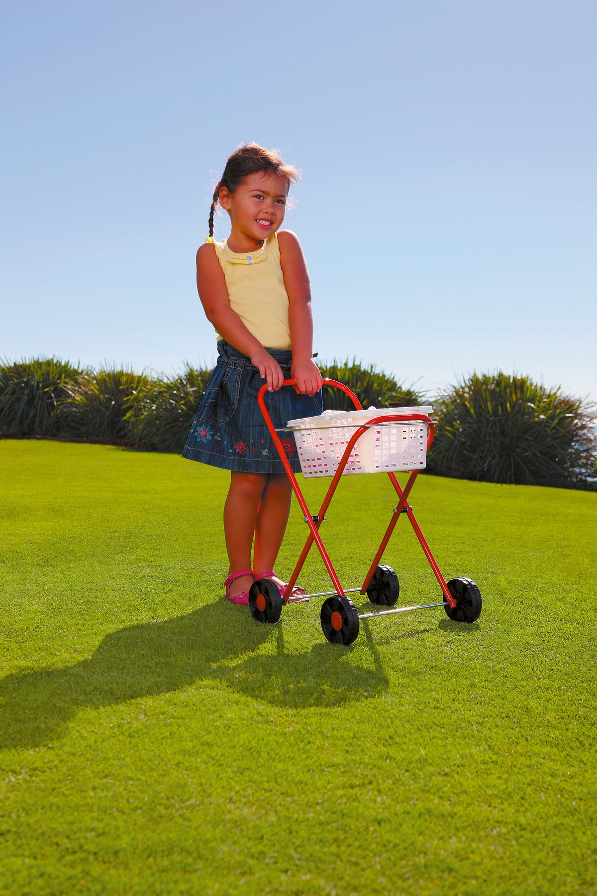 Orbit - Metal Clothes Trolley & Basket