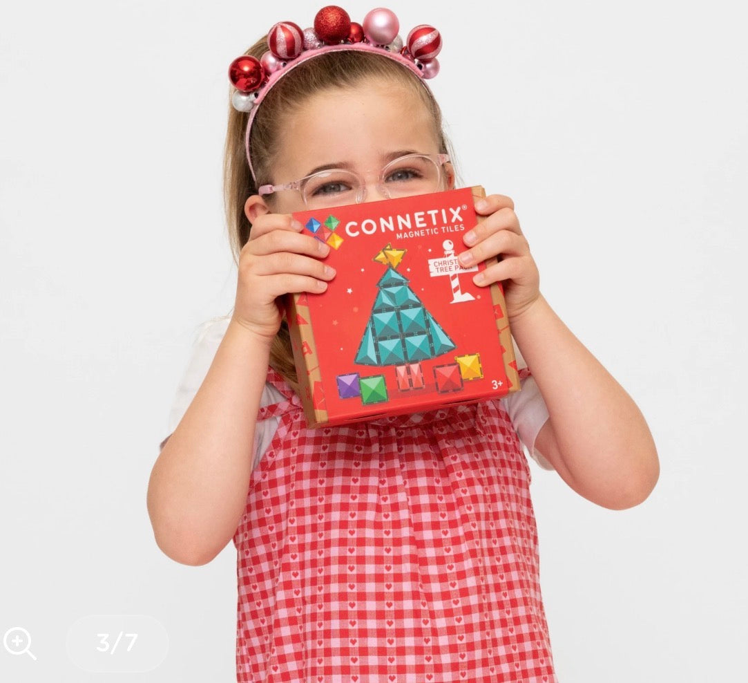 Connetix Christmas Tree pack 16pc