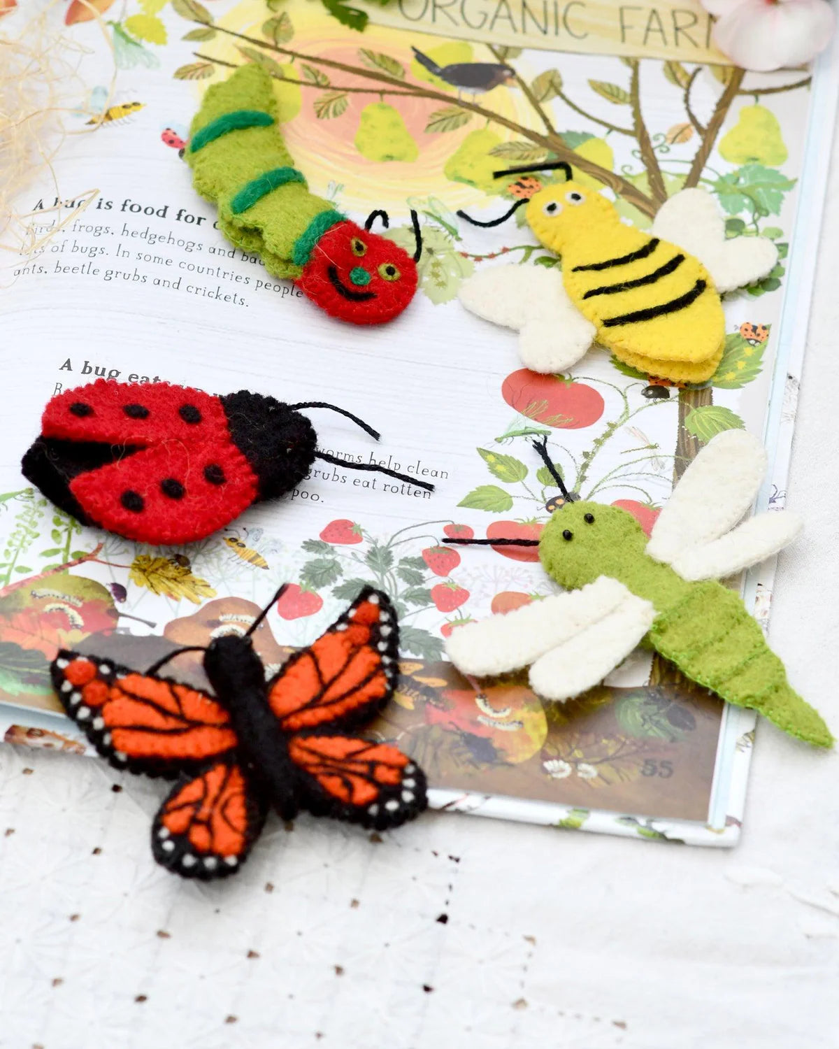 INSECTS AND BUGS - FINGER PUPPET SET