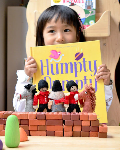 Humpty Dumpty Finger Puppet Set