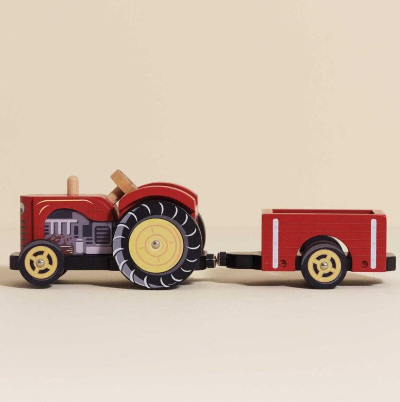 Red Tractor - Farmyard Tractor & Trailer