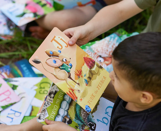 GUS + MABEL - Alphabet + Number Flashcards