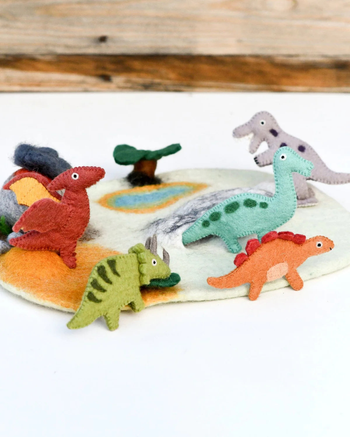 DINOSAUR FINGER PUPPETS SET