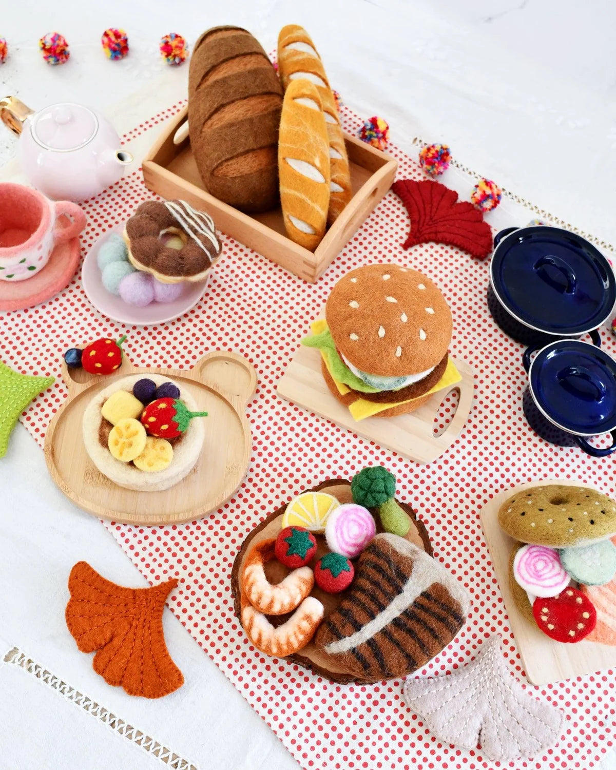 FELT PANCAKE STACK PLAY FOOD SET