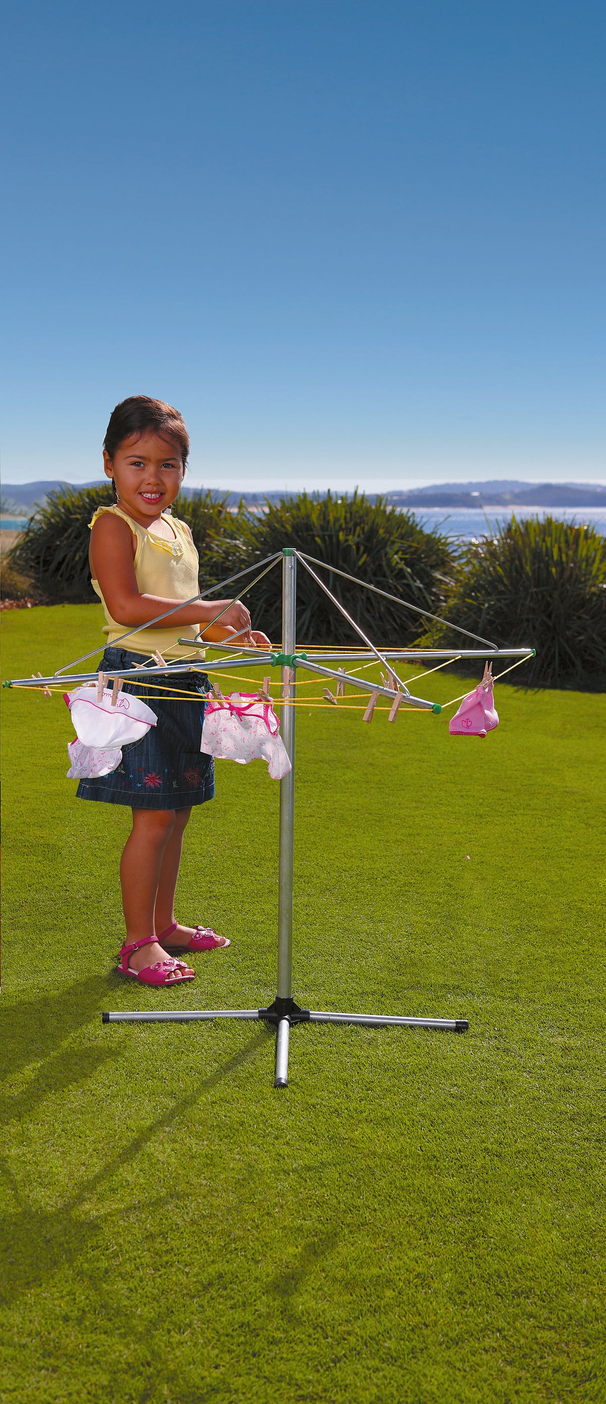 Orbit - Metal Clothes Line