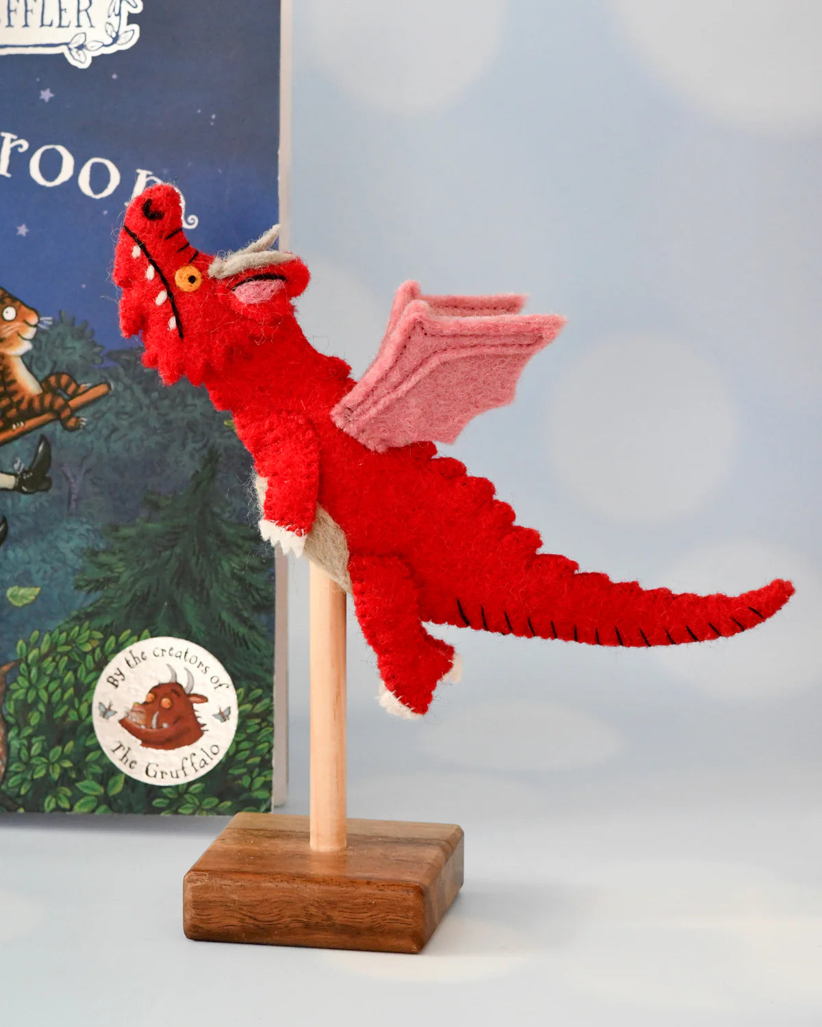 The Room On The Broom Finger Puppets Set