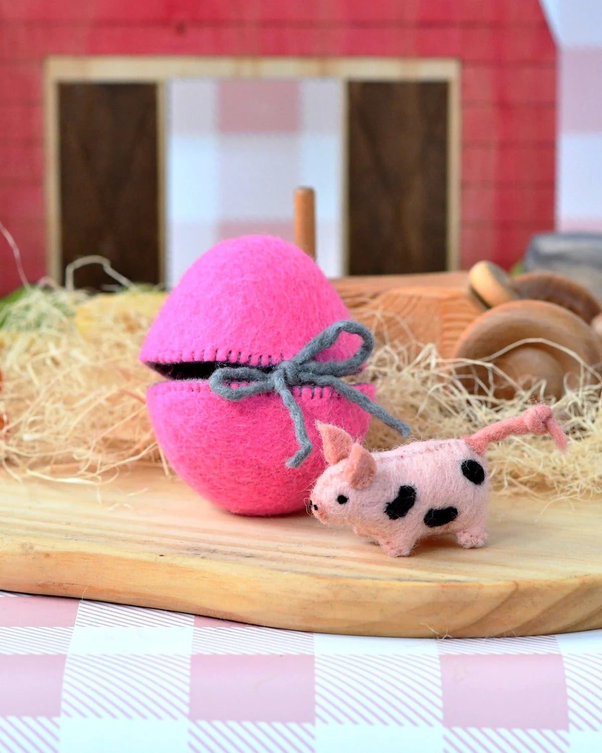 Felt Surprise Egg with Spotted Piglet Inside