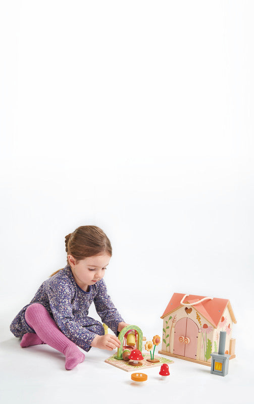 Merry Wood Rosewood Cottage (Not Assembled)