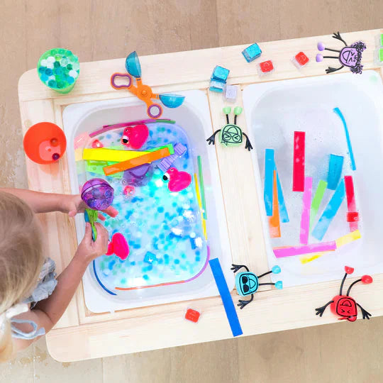 Glo pals - water activated light up cubes