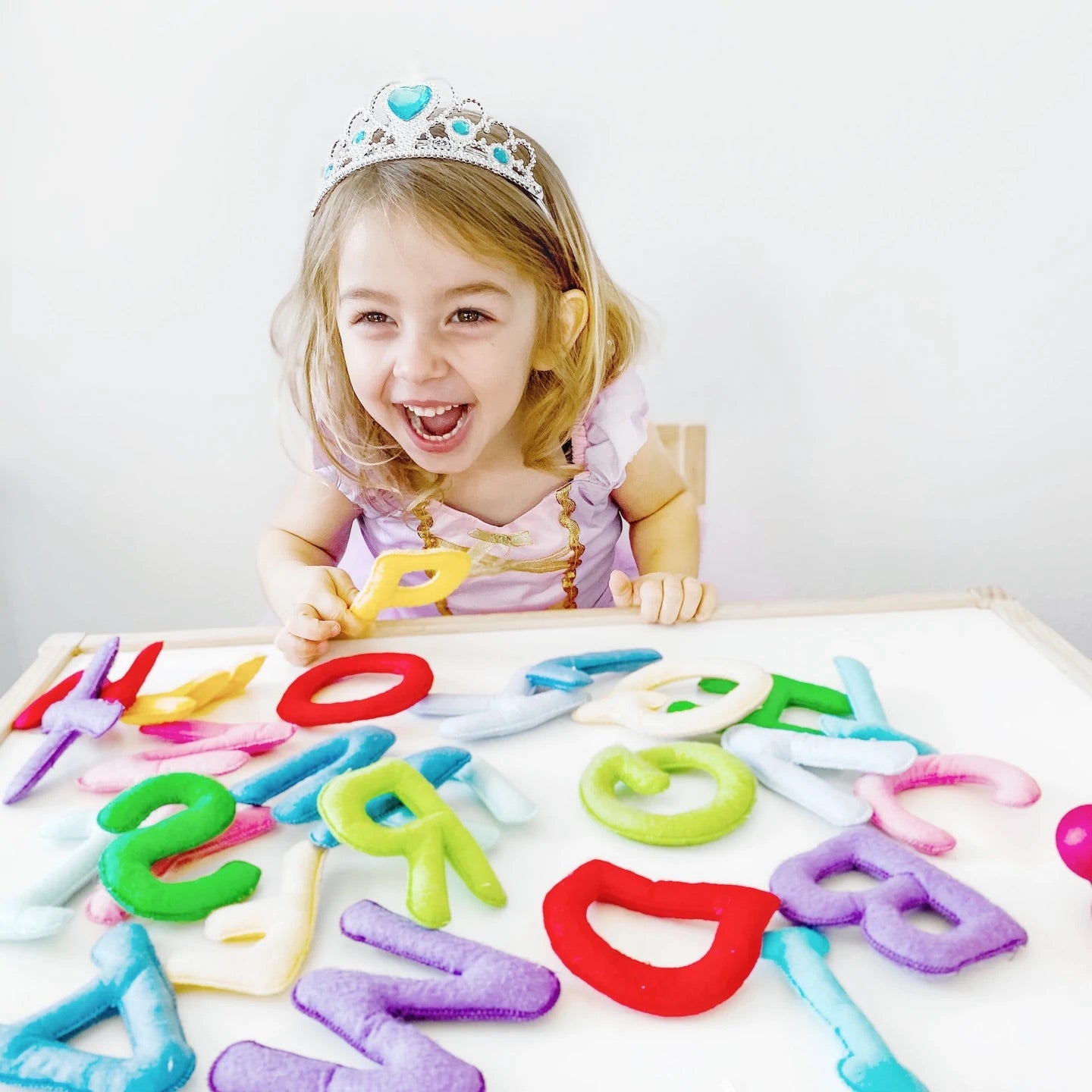 ABC Uppercase Felt Alphabet & Flashcards