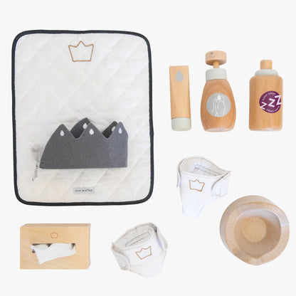 Iconic Doll Nurturing Kit