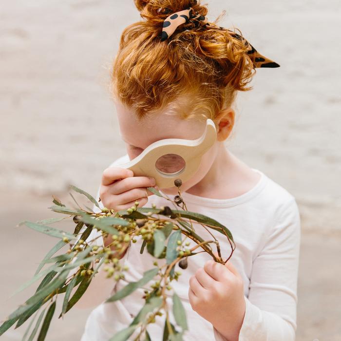 Iconic Leaf Magnifying Glass