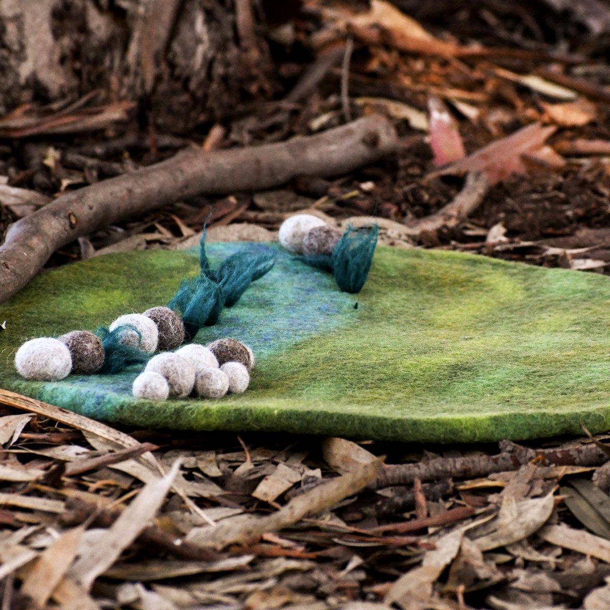 River Felt Playscape - Round